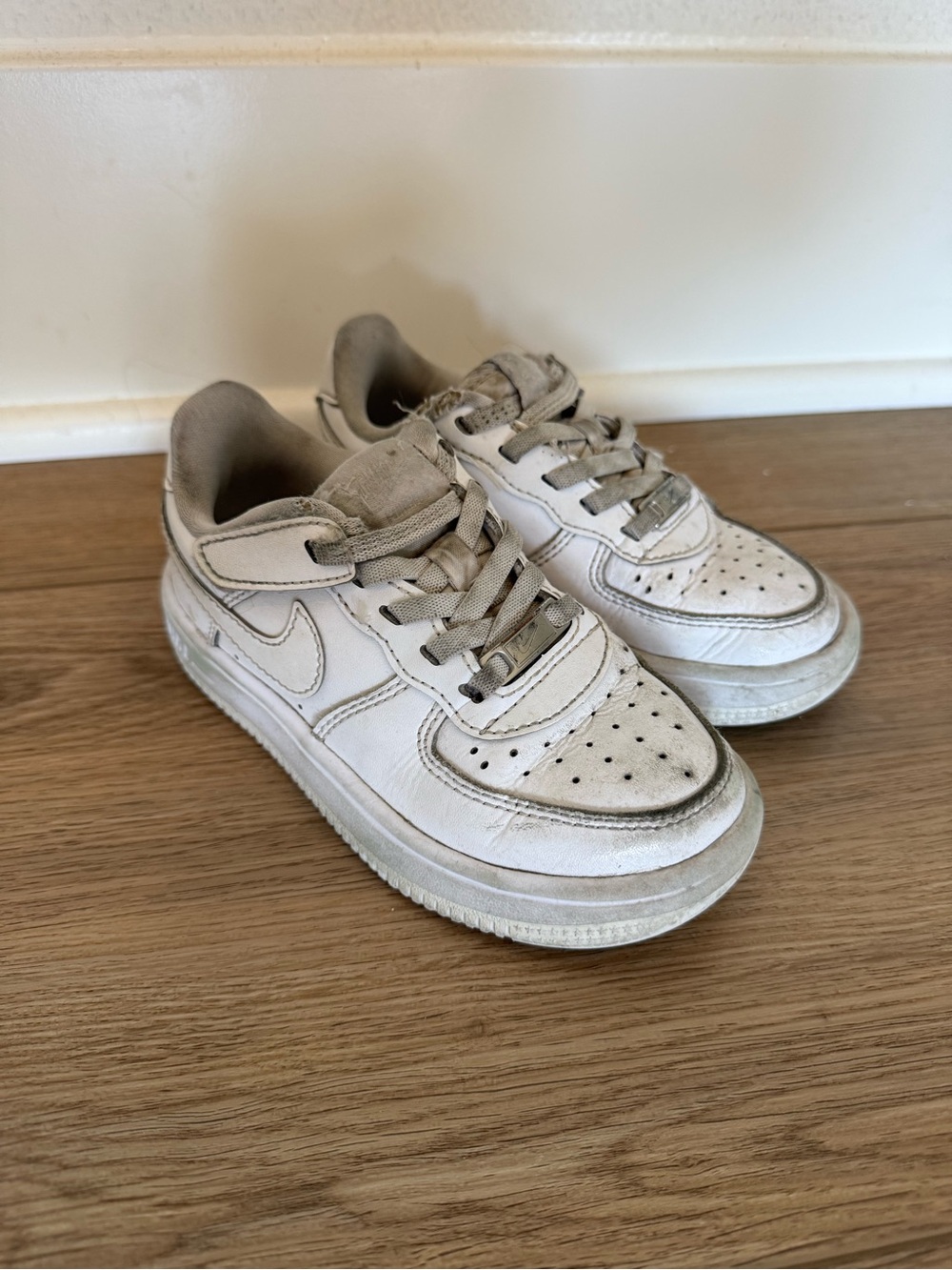 Nike Dunks size 10 Kids White Leather Sneakers with Hook-and-Loop Strap used